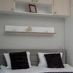 Charming With Balcony In Wroclaw's Nadodrze By Renters Apartamento *