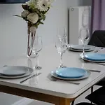Charming With Balcony In Wroclaw's Nadodrze By Renters Apartamento *