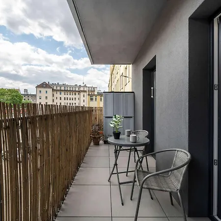 アパート Charming With Balcony In Wroclaw's Nadodrze By Renters