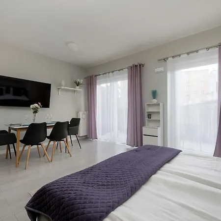 Apartment Charming With Balcony In Wroclaw's Nadodrze By Renters *