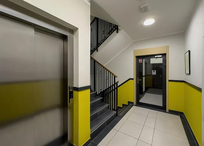 Διαμέρισμα Charming With Balcony In Wroclaw's Nadodrze By Renters