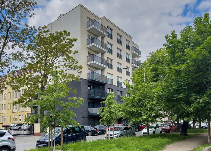 Charming With Balcony In Wroclaw's Nadodrze By Renters
