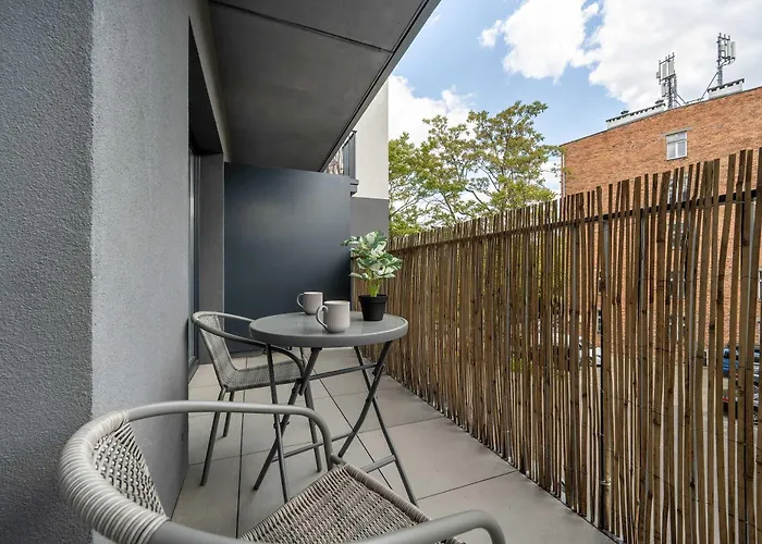 Διαμέρισμα Charming With Balcony In Wroclaw's Nadodrze By Renters *